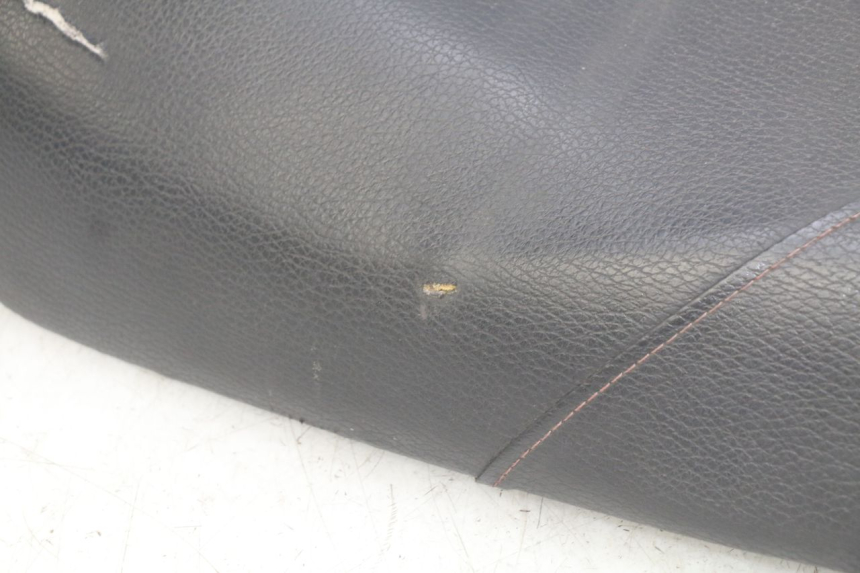 photo de SELLE SYM ORBIT 2 4T 50 (2018 - 2022) - Gros plan technique