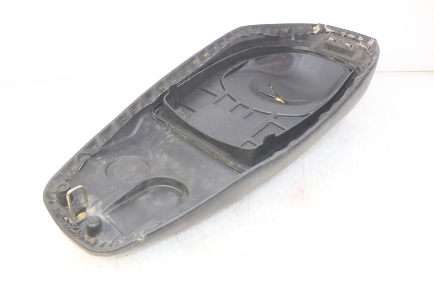 photo de SELLE SYM ORBIT 2 4T 50 (2008 - 2017) - Points de fixation