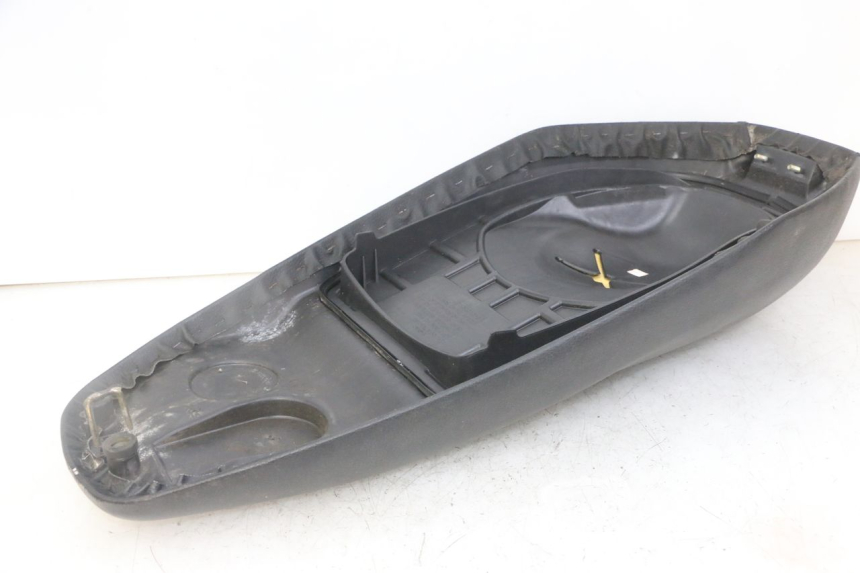 photo de SELLE SYM ORBIT 2 4T 50 (2008 - 2017) - Marquages et références