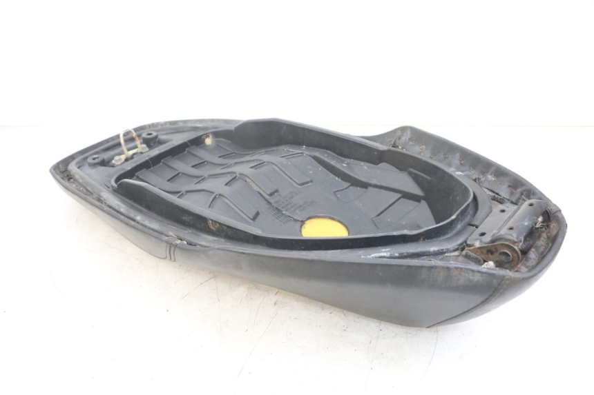 photo de SELLE SYM ORBIT III 3 4T 50 (2018 - 2021) - Marquages et références