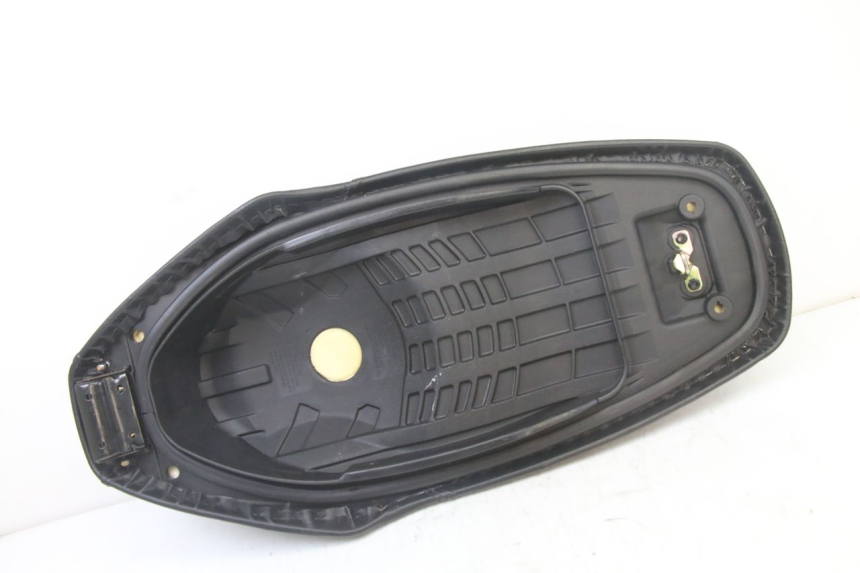 photo de SELLE SYM ORBIT III 3 4T 50 (2021 - 2025) - État de surface