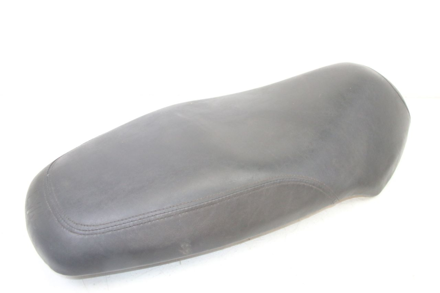 photo de SELLE SYM ORBIT III 3 4T 50 (2021 - 2025) - Gros plan technique