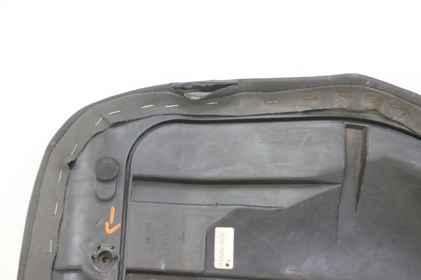 photo de SELLE MBK OVETTO 4T 50 (2008 - 2016) - Points de fixation