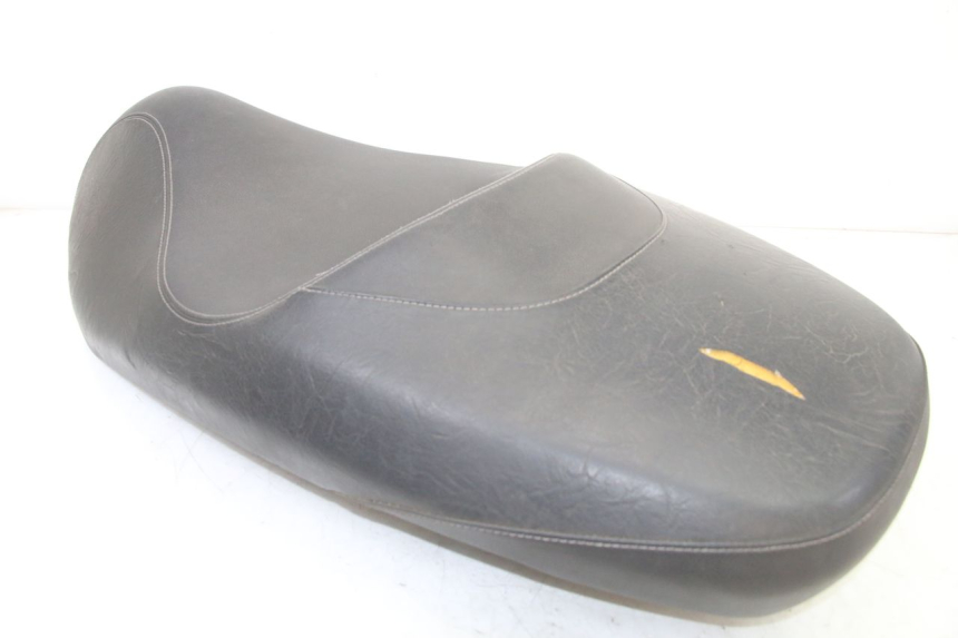 photo de SELLE PEUGEOT CITYSTAR 125 (2011 - 2017) - Points de fixation