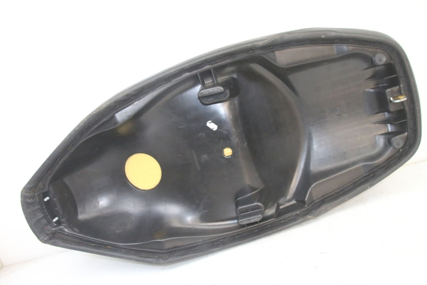 photo de SELLE PEUGEOT CITYSTAR 125 (2011 - 2017) - Pièce contrôlée