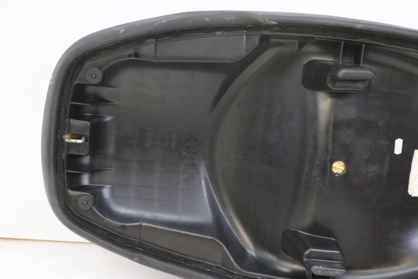 photo de SELLE PEUGEOT CITYSTAR 2T 50 (2018 - 2021) - Vue rapprochée