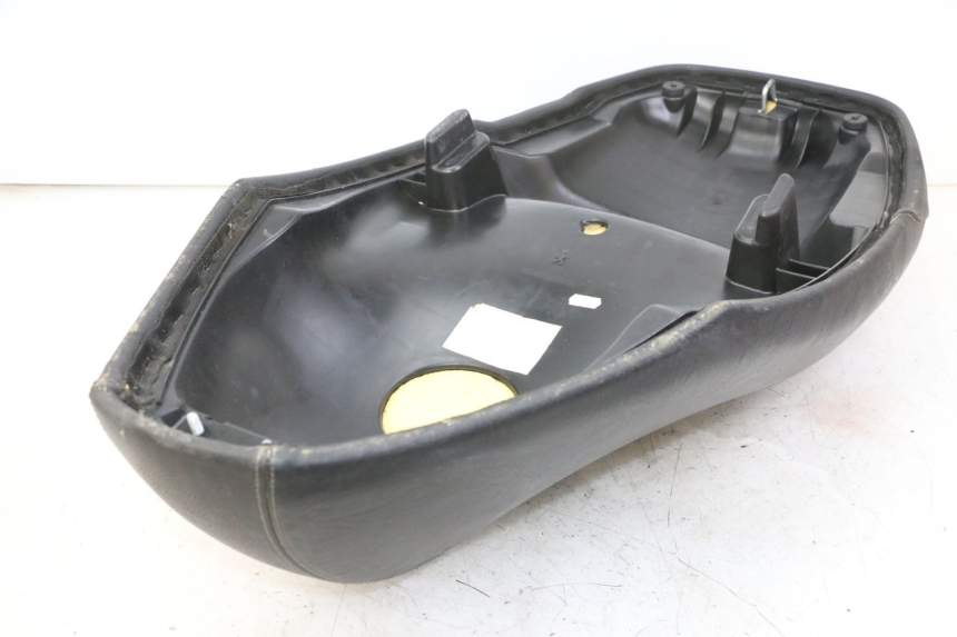 photo de SELLE PEUGEOT CITYSTAR 2T 50 (2018 - 2021) - Points de fixation