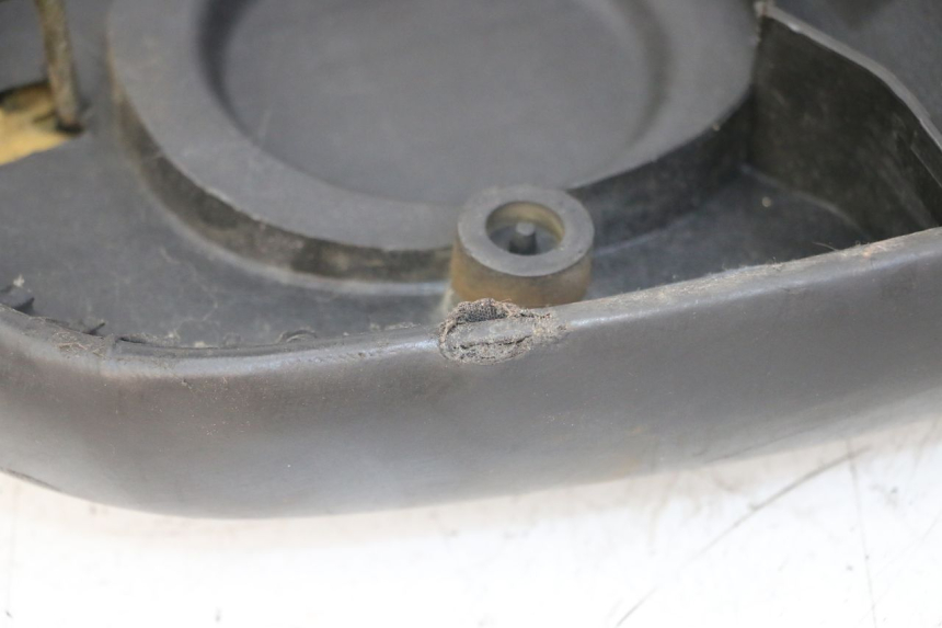 photo de SELLE PEUGEOT KISBEE 2T 50 (2010 - 2017) - Détails caractéristiques