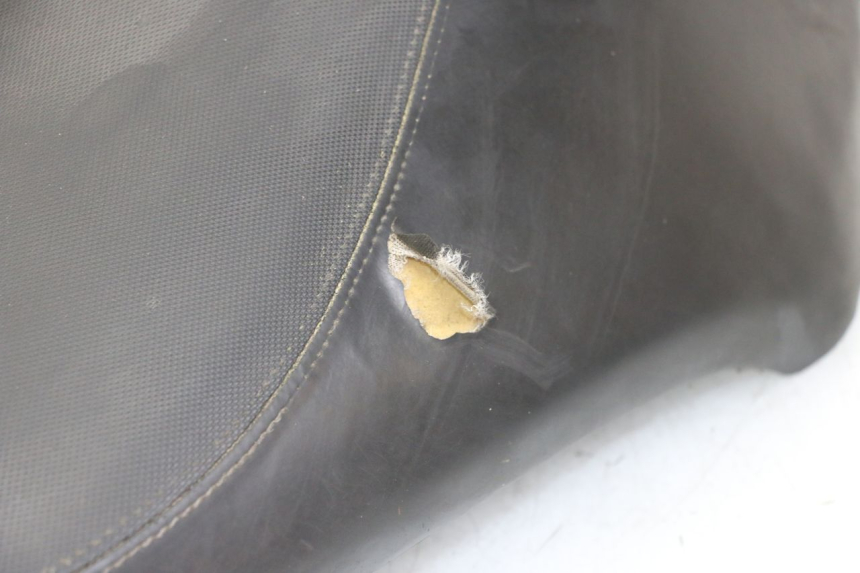 photo de SELLE PEUGEOT KISBEE 2T 50 (2010 - 2017) - Autre angle de vue