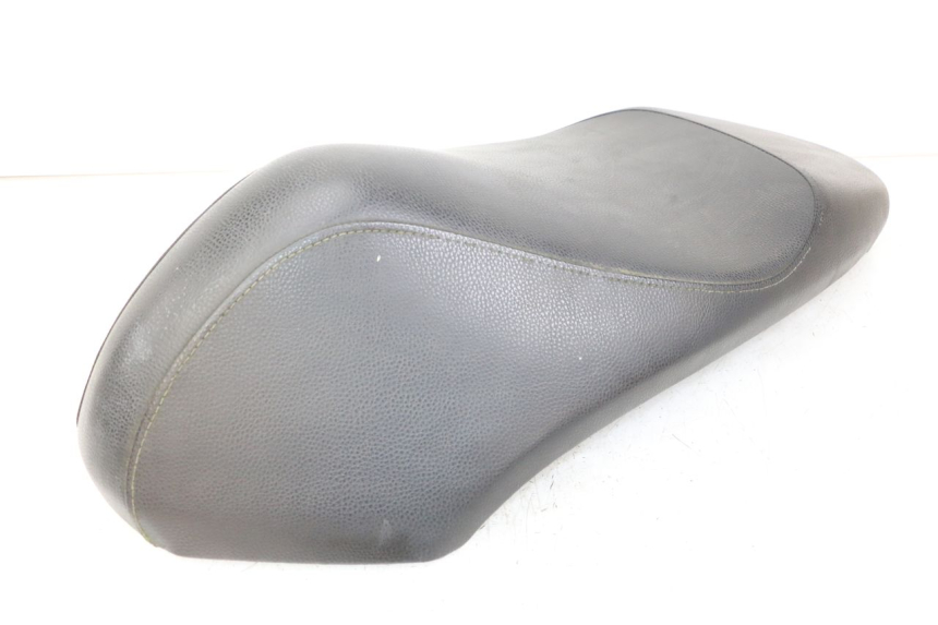 photo de SELLE PEUGEOT KISBEE 4T 50 (2018 - 2022) - Zoom état d’usage