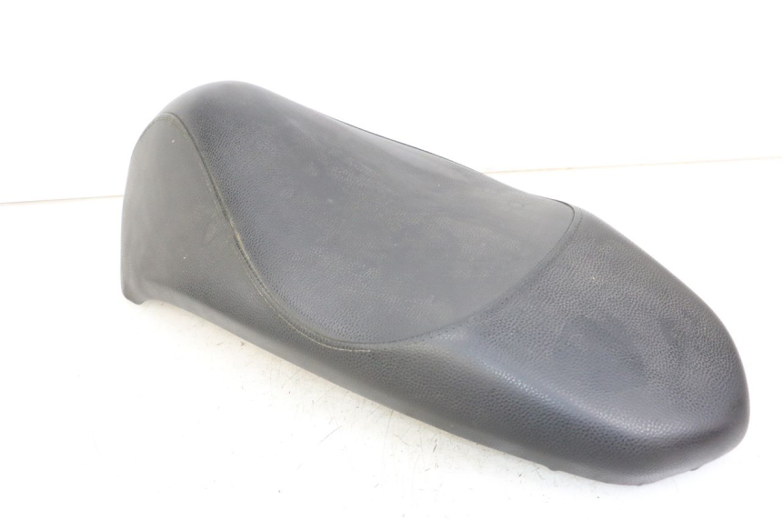 photo de SELLE PEUGEOT KISBEE 4T 50 (2018 - 2022) - Autre angle de vue