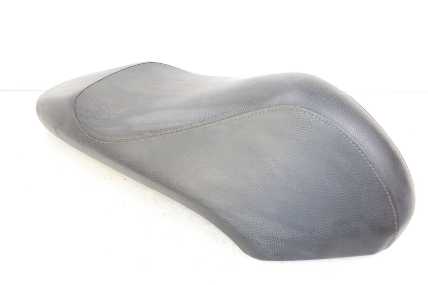 photo de SELLE PEUGEOT KISBEE 4T 50 (2018 - 2022) - Vue d’ensemble