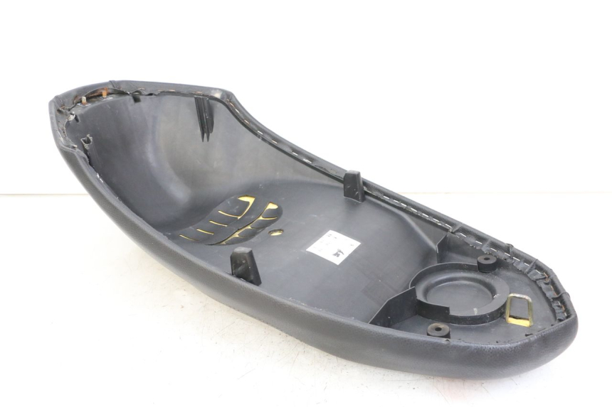 photo de SELLE PEUGEOT KISBEE 4T 50 (2018 - 2022) - Pièce contrôlée