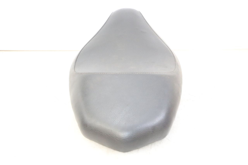 photo de SELLE PEUGEOT KISBEE 4T 50 (2010 - 2017) - Zoom composants