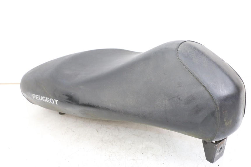 photo de SELLE PEUGEOT LUDIX 50 (2008 - 2017) - Détails caractéristiques
