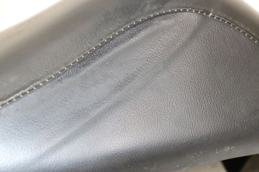 photo de SELLE PEUGEOT LUDIX 50 (2008 - 2017) - Autre angle de vue