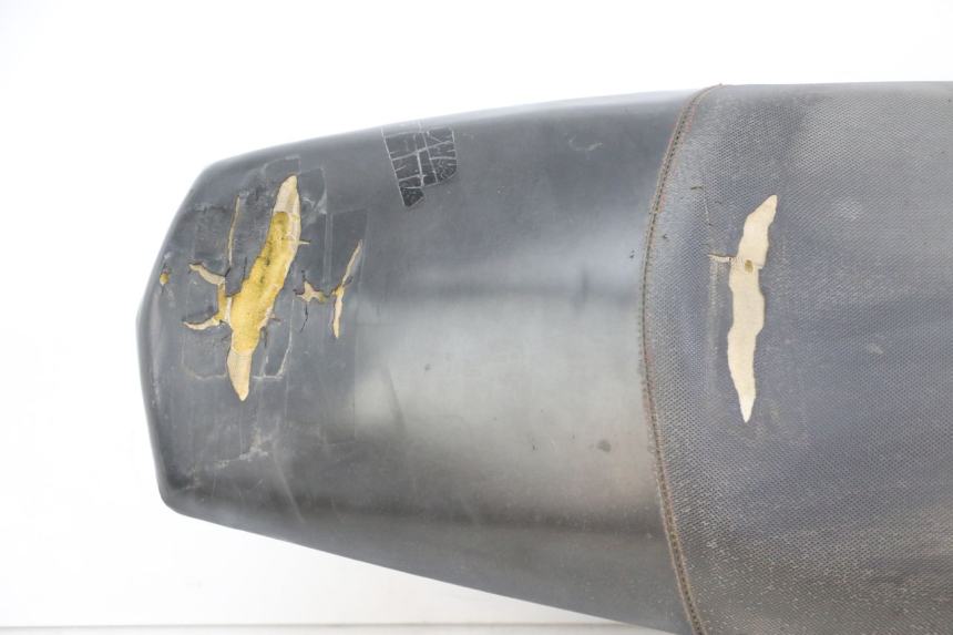 photo de SELLE PEUGEOT SPEEDFIGHT 3 LC 2T 50 (2009 - 2015) - État de surface