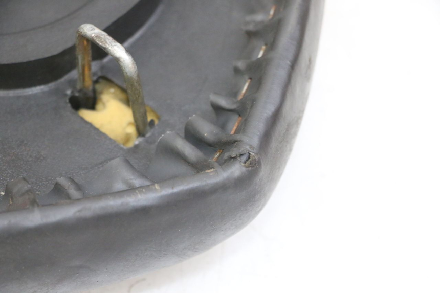 photo de SELLE PEUGEOT STREETZONE I 2T 50 (2018 - 2020) - Marquages et références