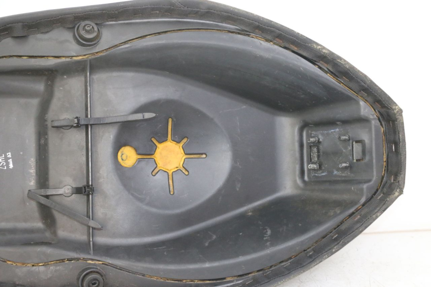 photo de SELLE PIAGGIO NEW TYPHOON 50 (2010 - 2017) - Photo complémentaire