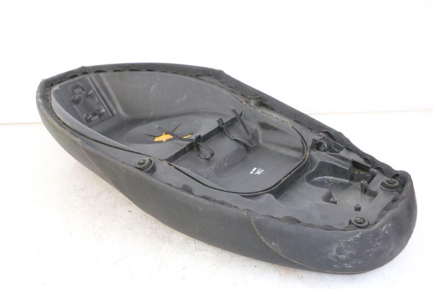 photo de SELLE PIAGGIO NEW TYPHOON 50 (2010 - 2017) - Pièce contrôlée