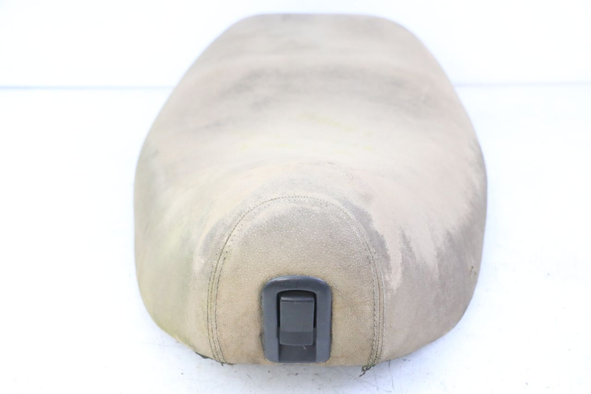 photo de SELLE PIAGGIO VESPA LX 150 (2005 - 2013) - Détails caractéristiques