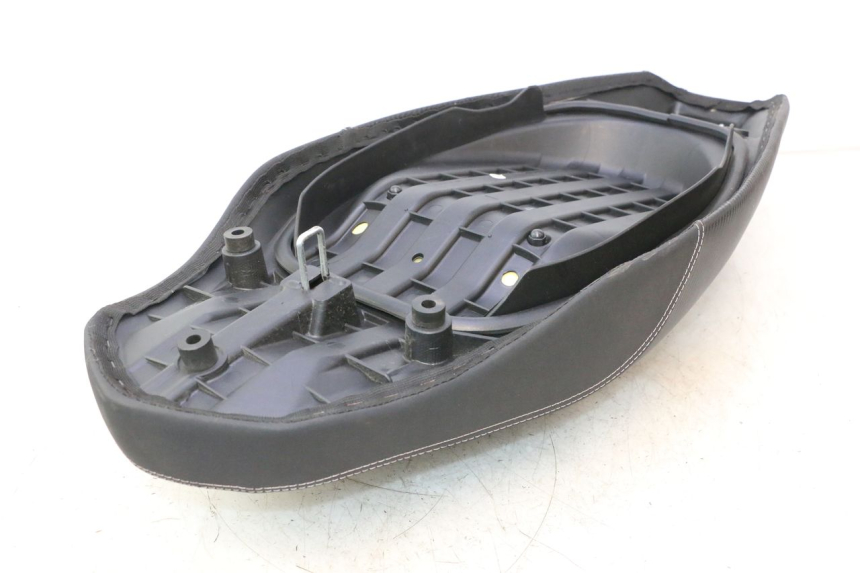 photo de SELLE JM MOTORS R-MAX TECH 50 (2024 - 2026) - Gros plan technique