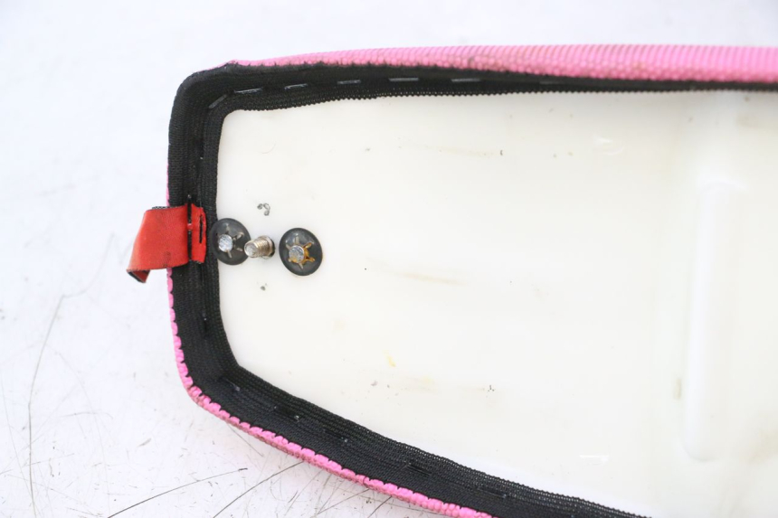 photo de SELLE APOLLO RFZ 150 - État de surface
