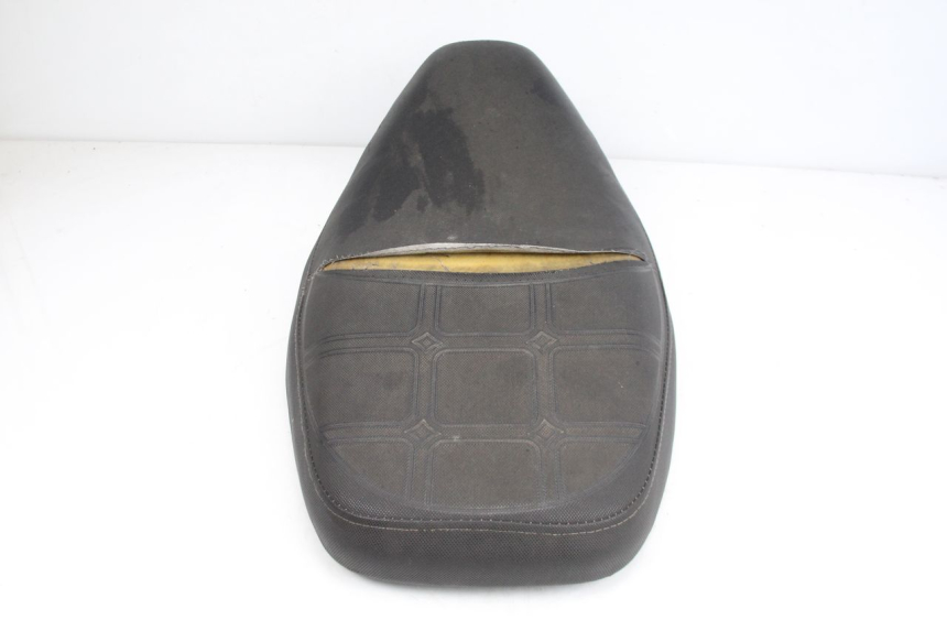 photo de SELLE TNT MOTOR ROMA 10' 4T 50 (2007 - 2018) - Gros plan technique