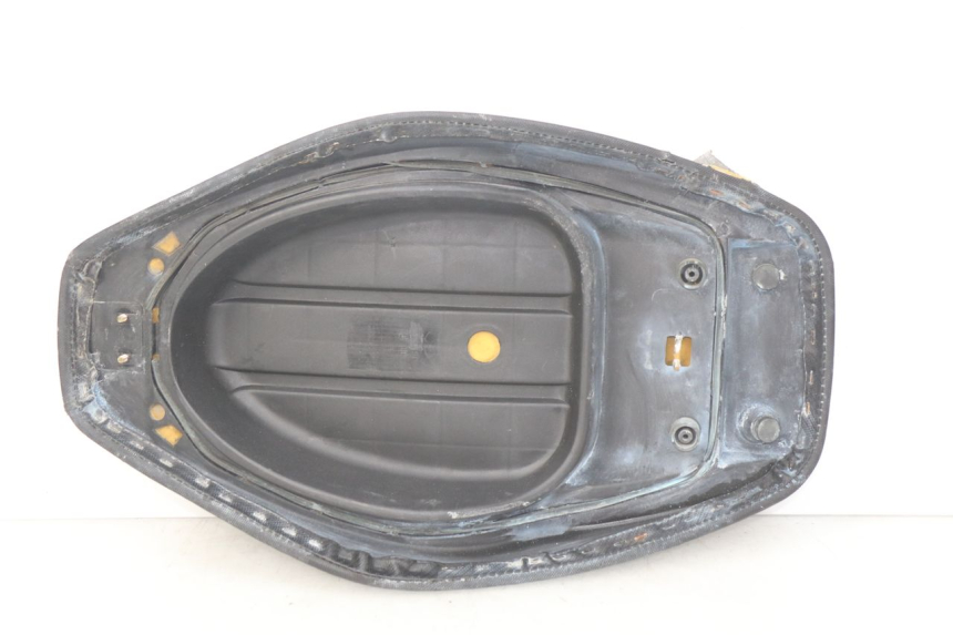 photo de SELLE TNT MOTOR ROMA 10' 4T 50 (2007 - 2018) - Zoom composants