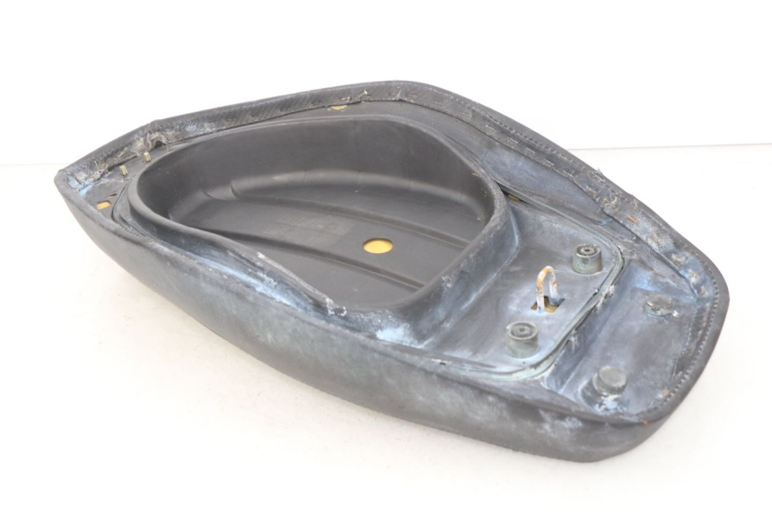 photo de SELLE TNT MOTOR ROMA 10' 4T 50 (2007 - 2018) - État de surface