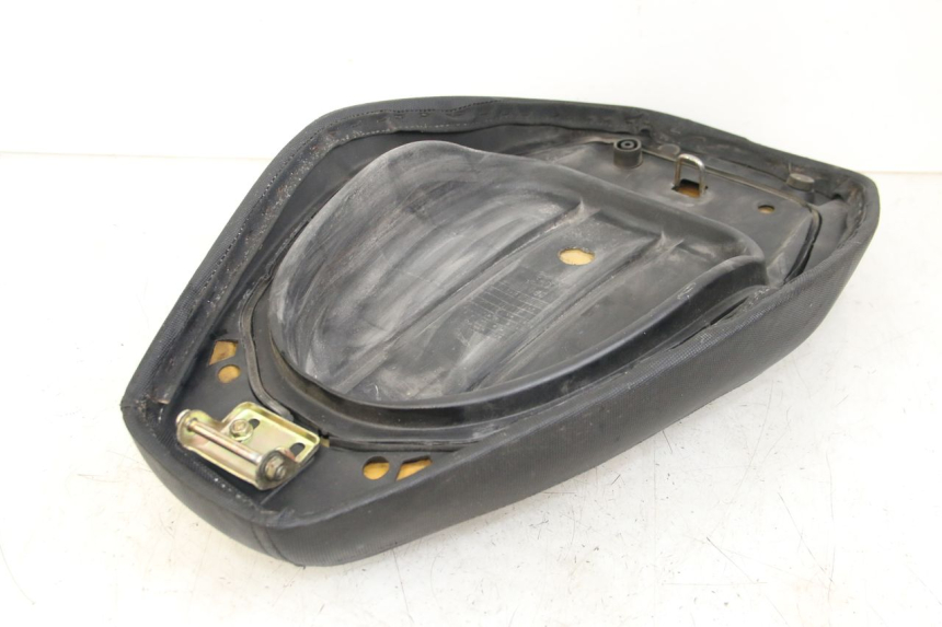 photo de SELLE TNT MOTOR ROMA 10' 4T 50 (2007 - 2018) - Autre angle de vue