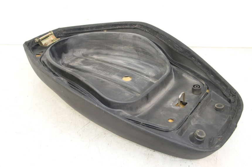 photo de SELLE TNT MOTOR ROMA 10' 4T 50 (2007 - 2018) - Gros plan technique