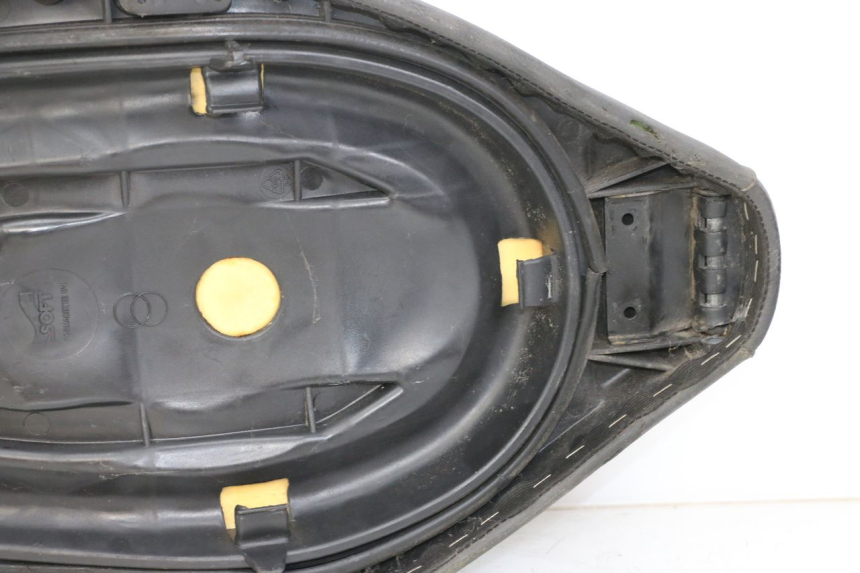 photo de SELLE GILERA RUNNER LC 50 (1997 - 1998) - Zoom composants