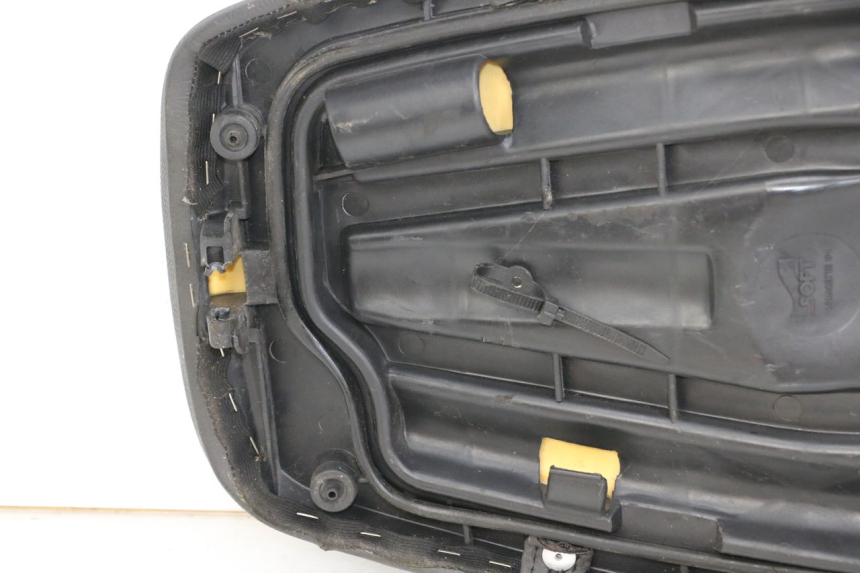 photo de SELLE GILERA RUNNER LC 50 (1997 - 1998) - Vue rapprochée