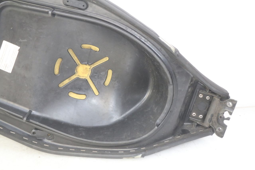 photo de SELLE GILERA RUNNER SP 50 (2009 - 2017) - Zoom composants