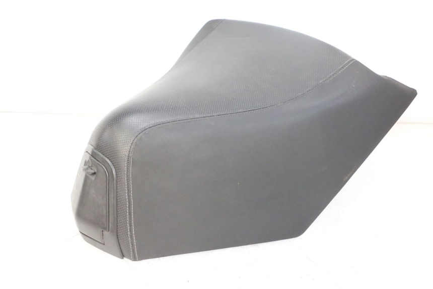 photo de SELLE PEUGEOT SATELIS 125 (2013 - 2018) - Détails caractéristiques