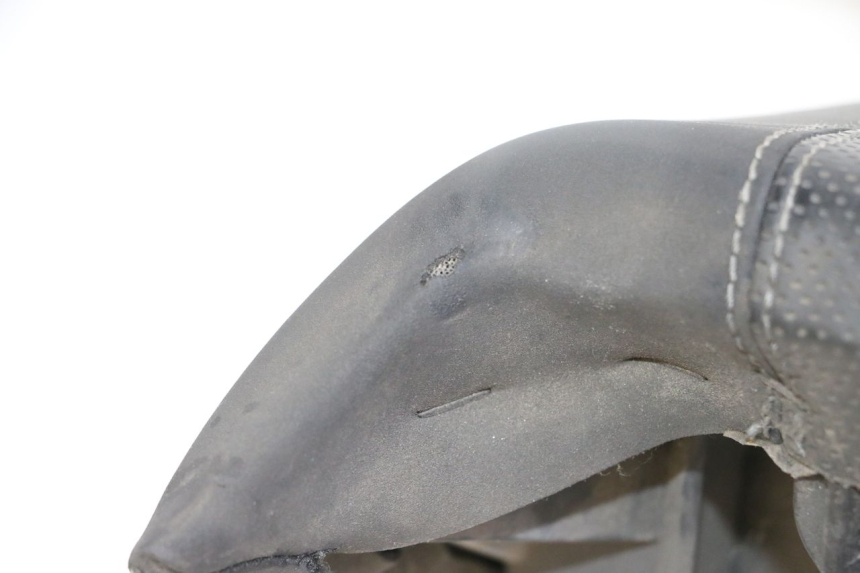 photo de SELLE PEUGEOT SATELIS 125 (2013 - 2018) - Zoom état d’usage