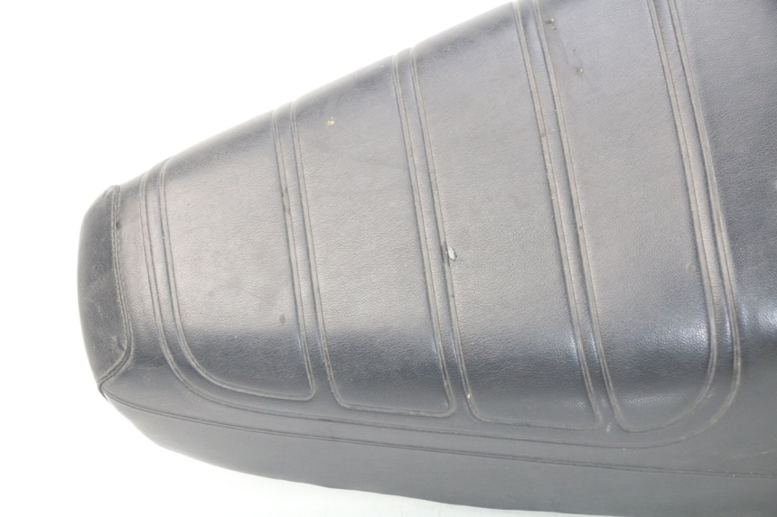 photo de SELLE PEUGEOT SC 50 (1988 - 1992) - Inspection visuelle