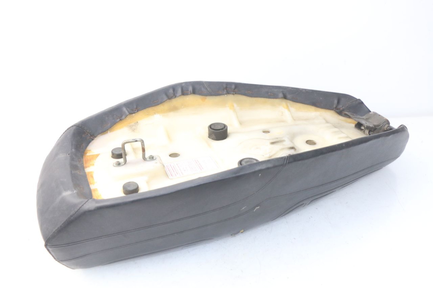 photo de SELLE PEUGEOT SC 50 (1988 - 1992) - Zoom état d’usage