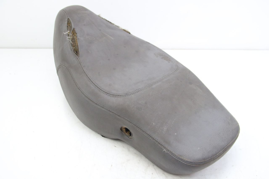 photo de SELLE APRILIA SCARABEO 4T 50 (2009 - 2017) - Détail de la pièce