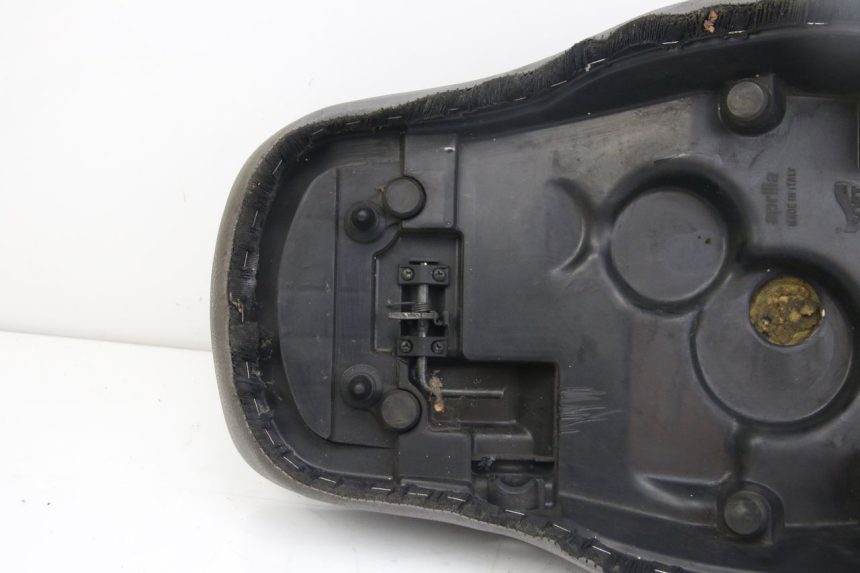 photo de SELLE APRILIA SCARABEO 4T 50 (2009 - 2017) - Pièce contrôlée