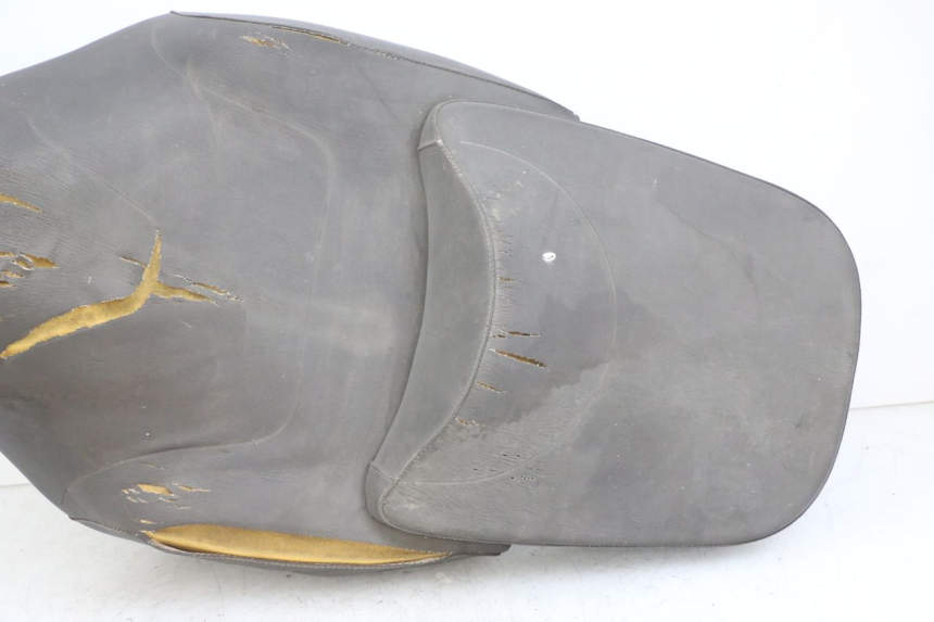 photo de SELLE APRILIA SCARABEO GT 125 (1999 - 2007) - Photo complémentaire