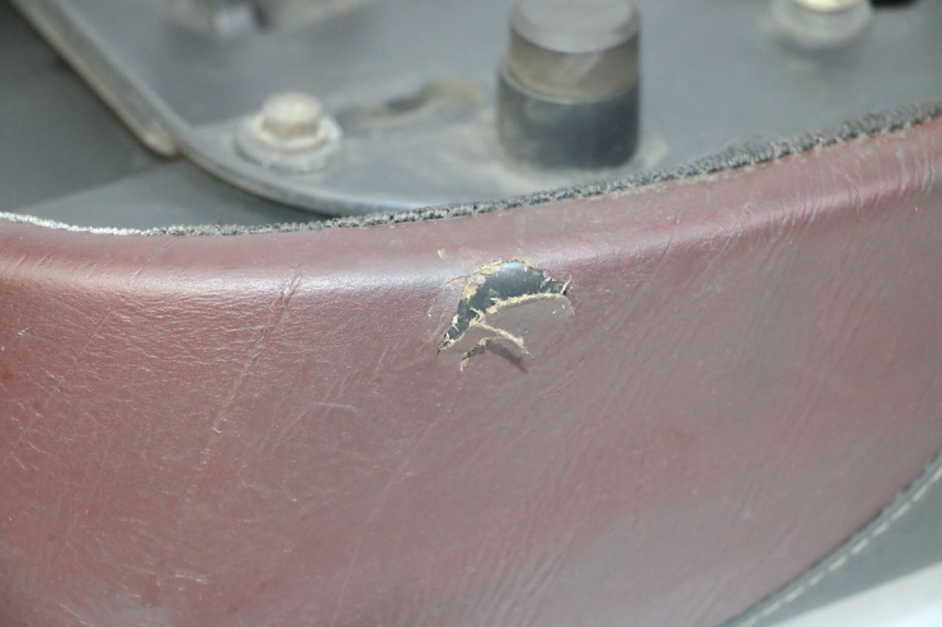 photo de SELLE APRILIA SCARABEO GT TOURING 125 (1999 - 2005) - Autre angle de vue