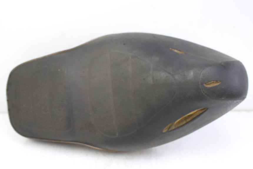 photo de SELLE APRILIA SCARABEO 100 (2003 - 2012) - Vue principale