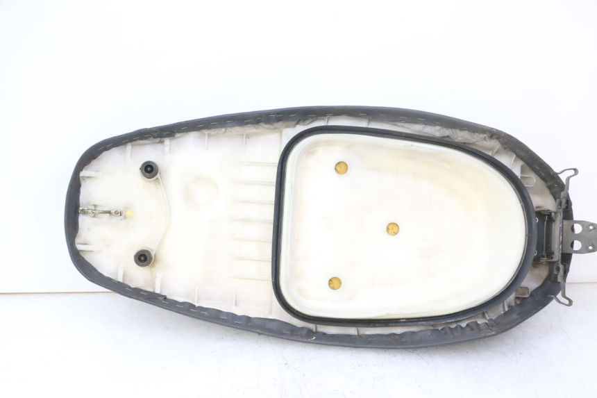 photo de SELLE HONDA SCV LEAD 100 (2003 - 2007) - Zoom composants