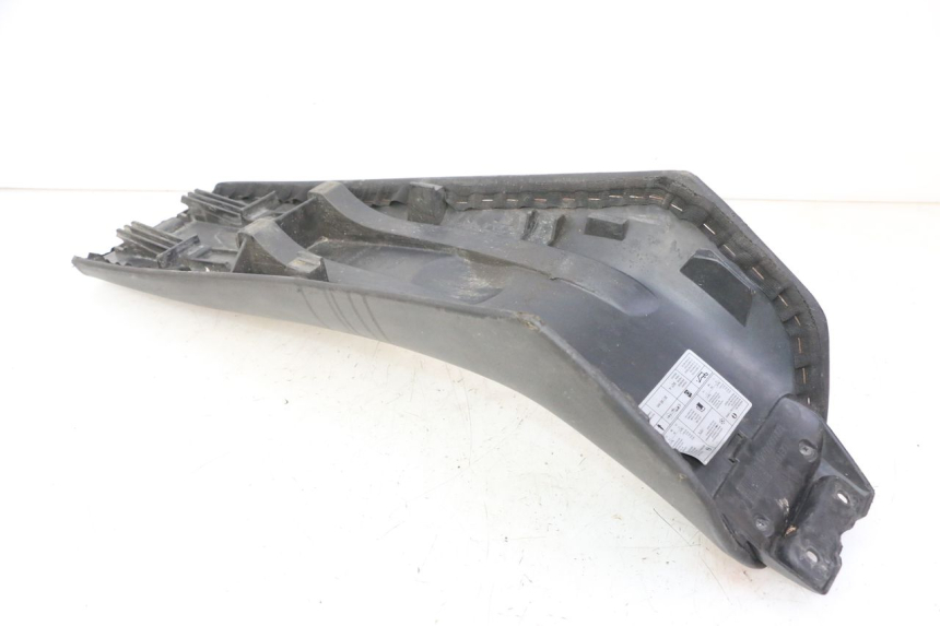 photo de SELLE DERBI SENDA SM DRD 50 (2008 - 2013) - Points de fixation