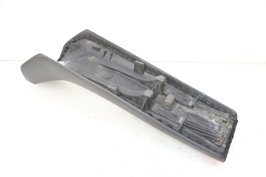 photo de SELLE DERBI SENDA SM DRD 50 (2008 - 2013) - Marquages et références