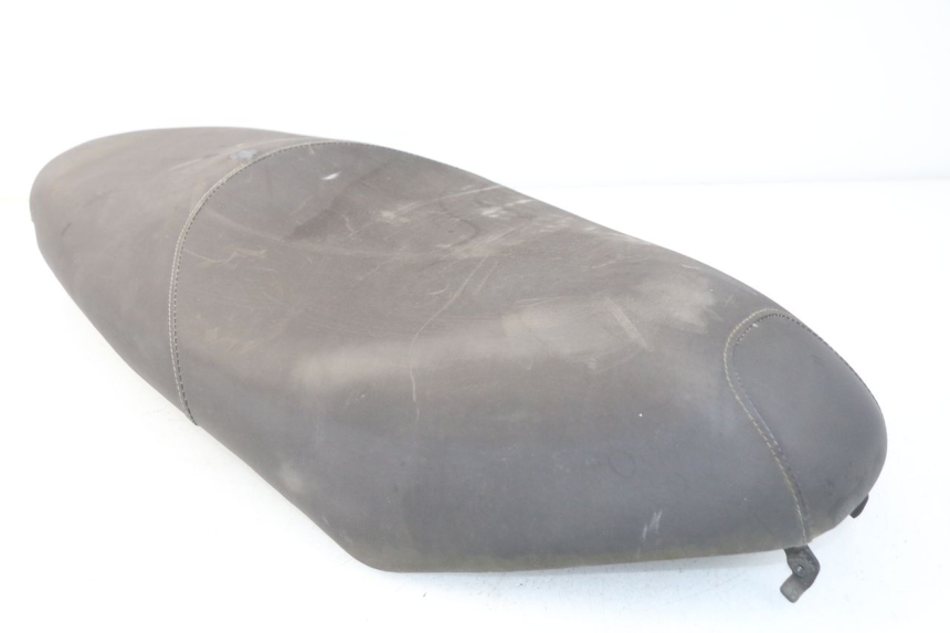 photo de SELLE HONDA SES DYLAN 125 (2002 - 2006) - Vue d’ensemble