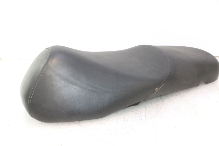 photo de SELLE HONDA SH 125 (2001 - 2003) - Focus structure