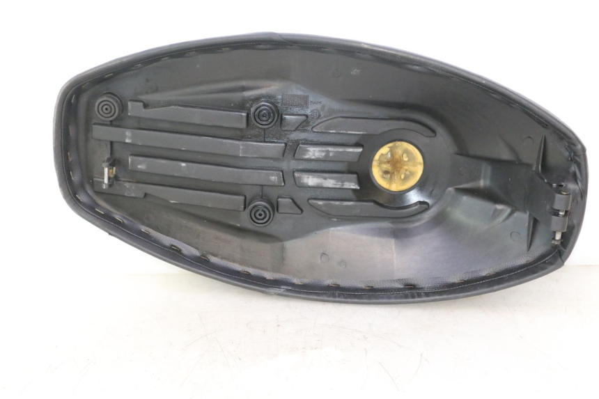 photo de SELLE YAMAHA SLIDER 50 (1999 - 2004) - Zoom composants